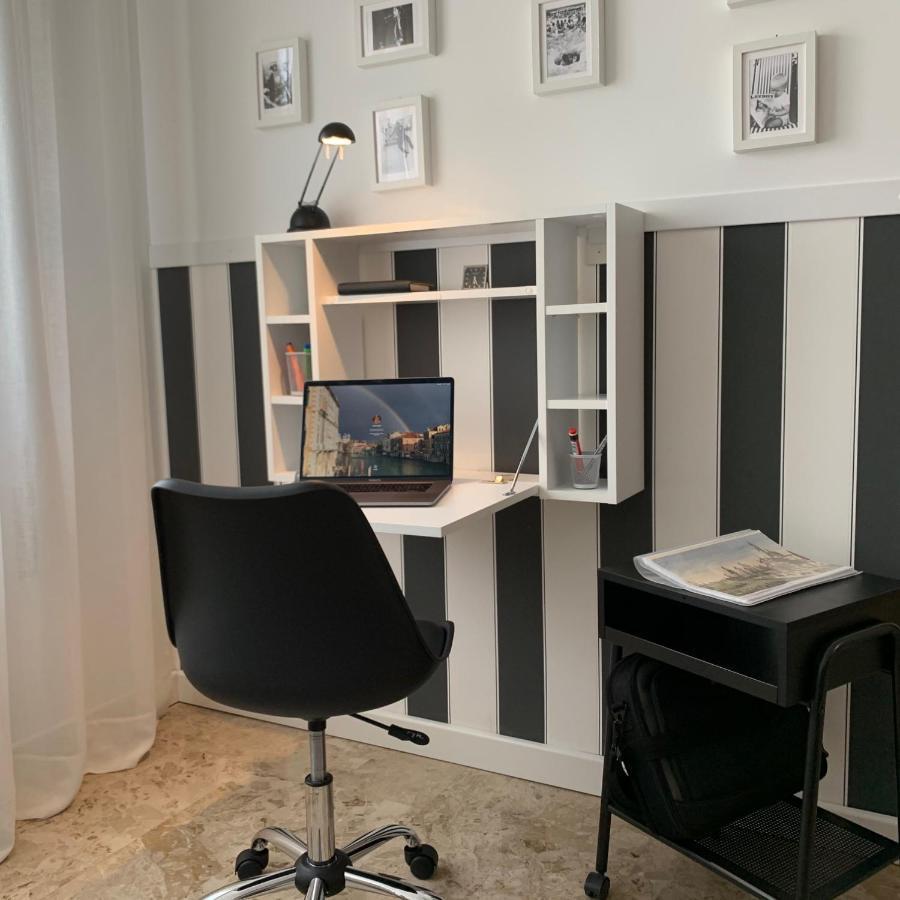 Holidays Apartment Toti To Fulfill Your Wishes Местре Екстериор снимка