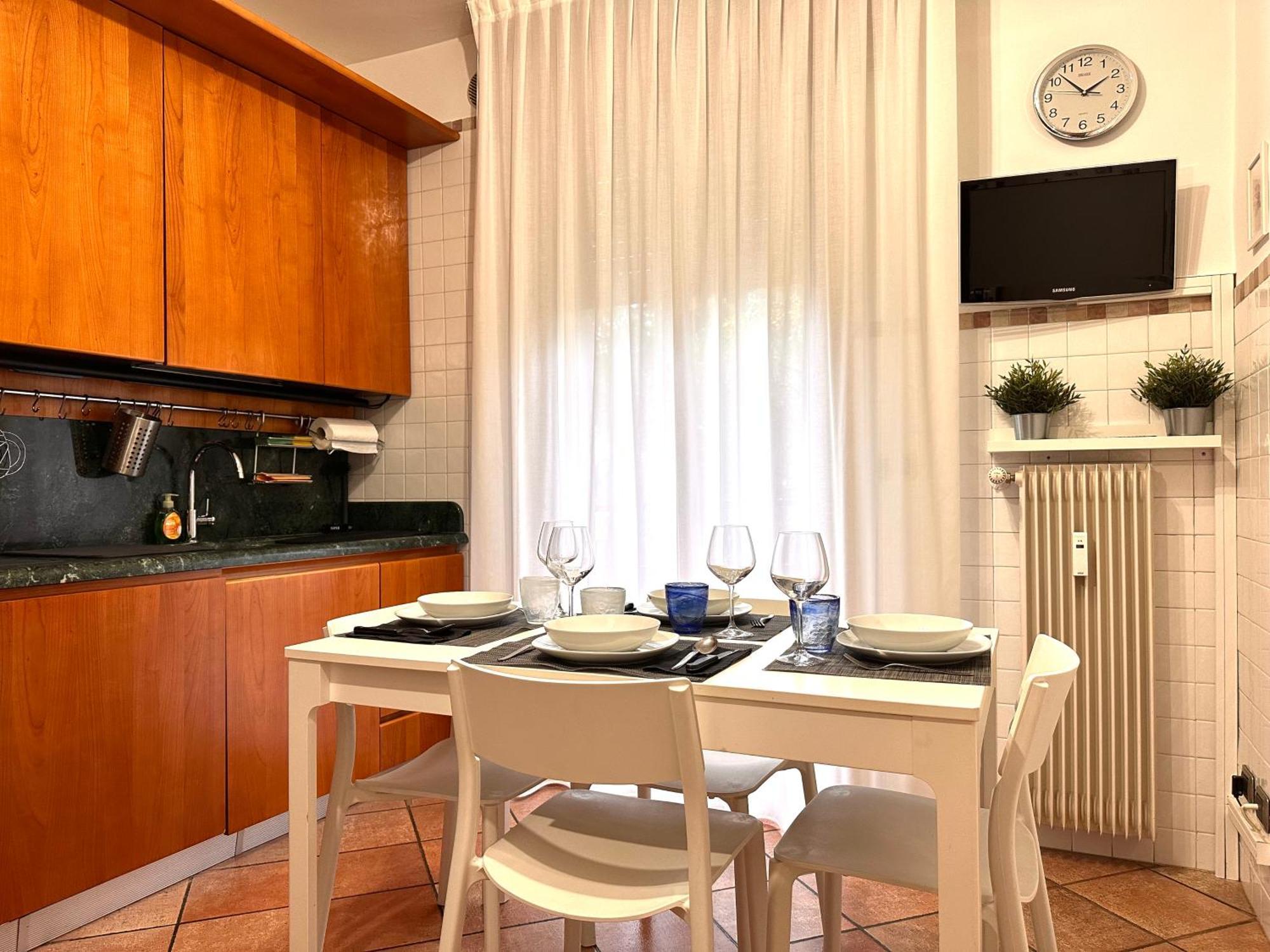 Holidays Apartment Toti To Fulfill Your Wishes Местре Екстериор снимка