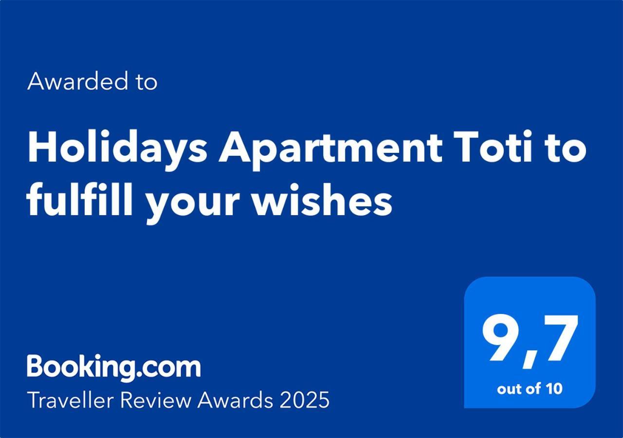 Holidays Apartment Toti To Fulfill Your Wishes Местре Екстериор снимка